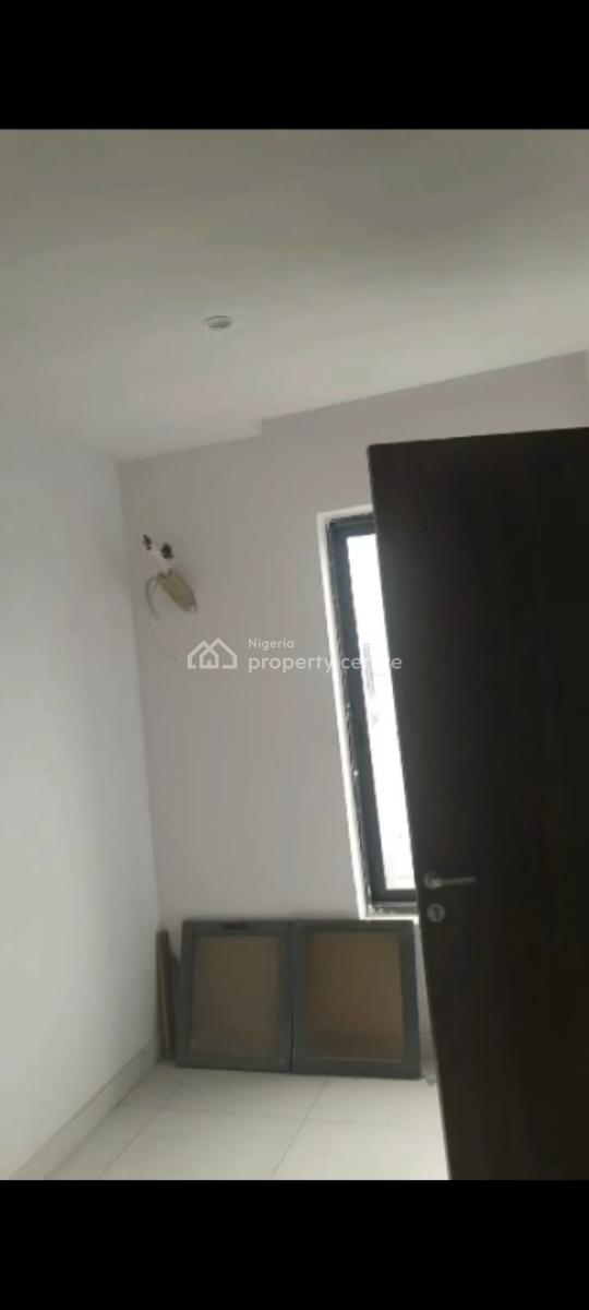 4 Bedroom Maisonette with with 2 Rooms Bq Distress, Mojisola Estate, Ikoyi, Lagos, Flat / Apartment for Sale