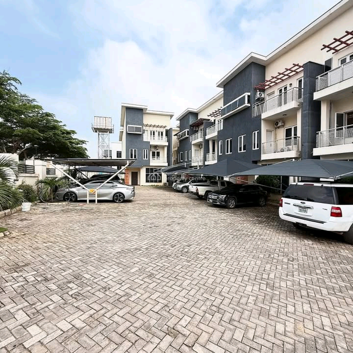 Four Bedrooms Fully Furnished Terraced Duplex Corner Unit Available, Guzape District, Abuja, Terraced Duplex for Sale