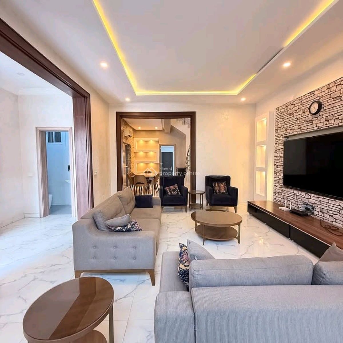Four Bedrooms Fully Furnished Terraced Duplex Corner Unit Available, Guzape District, Abuja, Terraced Duplex for Sale