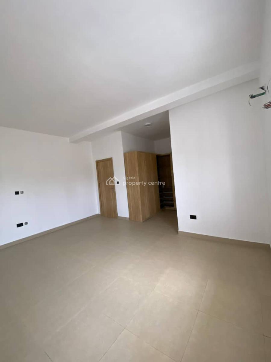 Luxury 3-bedroom Flat, 12/14 Olufemi Ononuga St, Lekki Scheme 2, Ajah, Lagos, Flat / Apartment for Sale