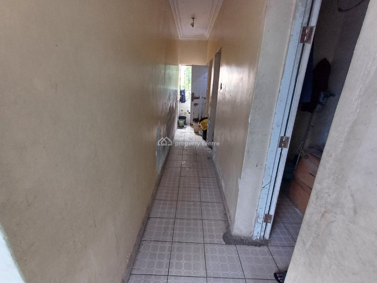 140sqm Shop / Office Space on The First Floor, Maitama District, Abuja, Shop for Rent