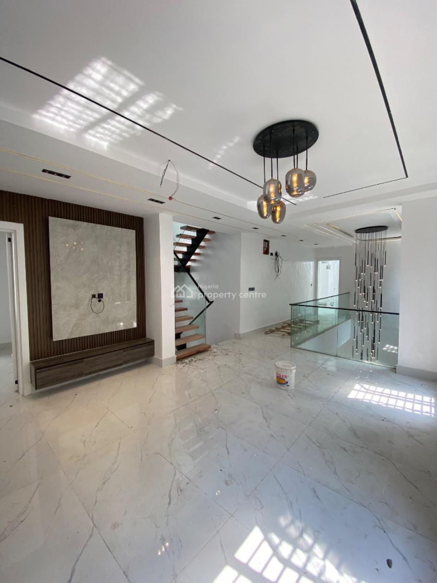 Lovely 5 Bed Duplex in a Gated Estate, Lekki, Lekki Phase 1, Lekki, Lagos, Detached Duplex for Sale