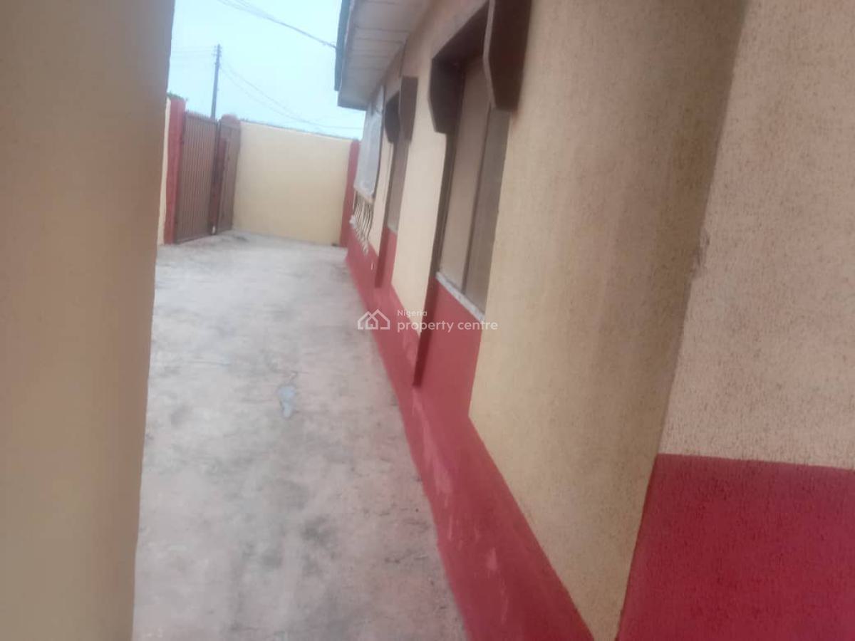 3 Bedroom Selfcompound Bungalow, Elewuro Ojurin Extension, Akobo, Ibadan, Oyo, Detached Bungalow for Sale