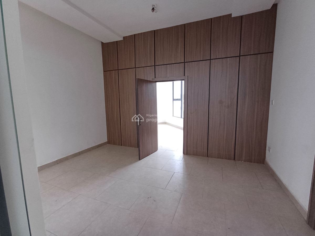 Shop / Office Spaces in a Brand New Plaza, Jahi, Abuja, Office Space for Rent