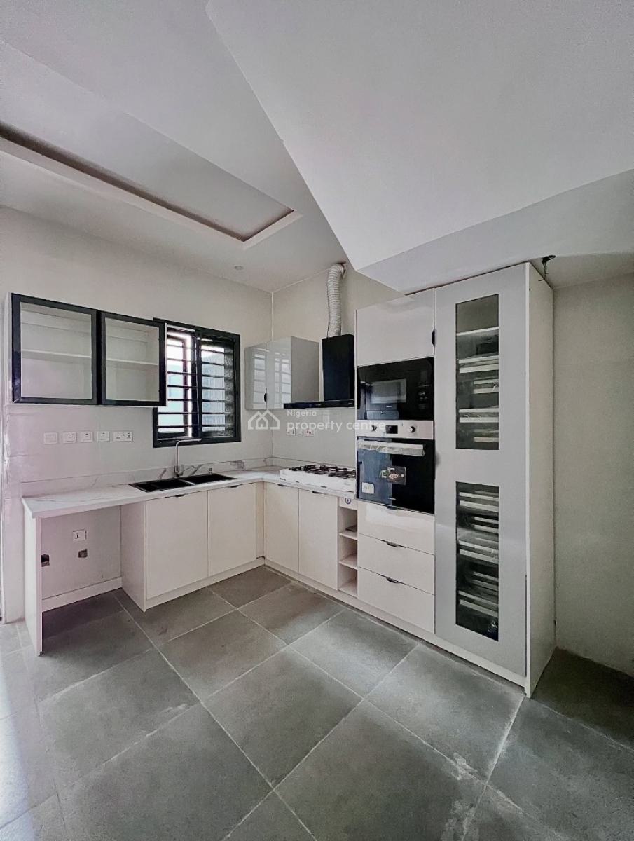 Lovely 4 Bedroom Terrace Duplex with Swimming Pool and Bq, Lekki Phase 1, Lekki Phase 1, Lekki, Lagos, Terraced Duplex for Sale