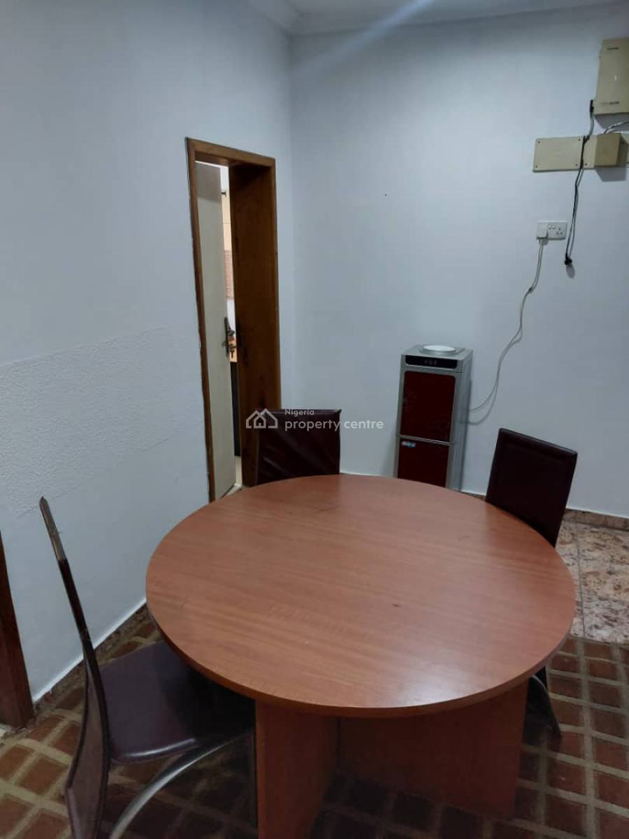 Service 2bedroom, Lekki Phase 1, Lekki, Lagos, Flat / Apartment for Rent