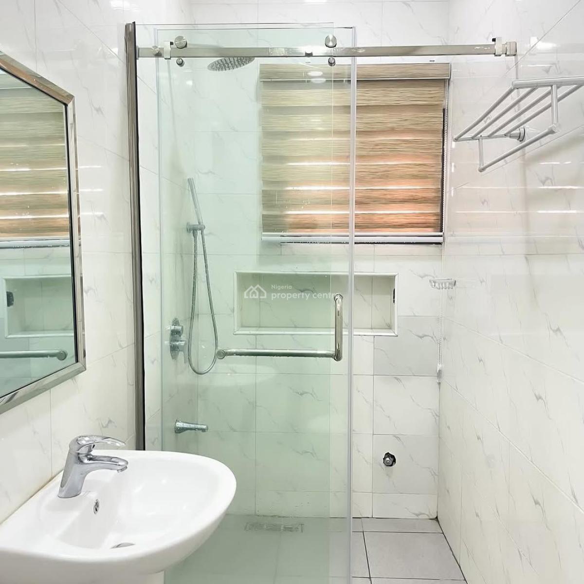 Beautiful 2 Bedroom Apartment Available for Short Stay, Jahi, Abuja, Flat / Apartment Short Let