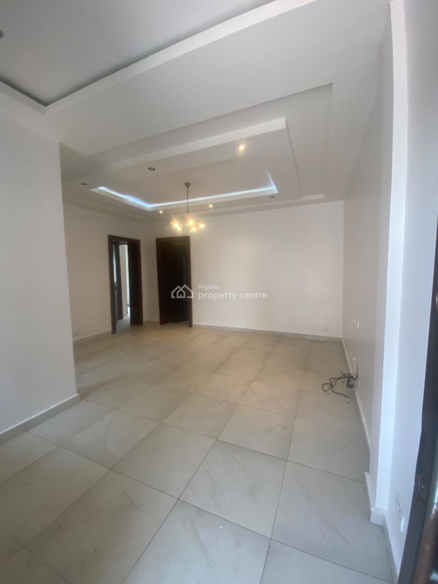 Sharp and Well Maintained 2bedroom, Thomas Estate, Ajah, Lagos, Flat / Apartment for Rent