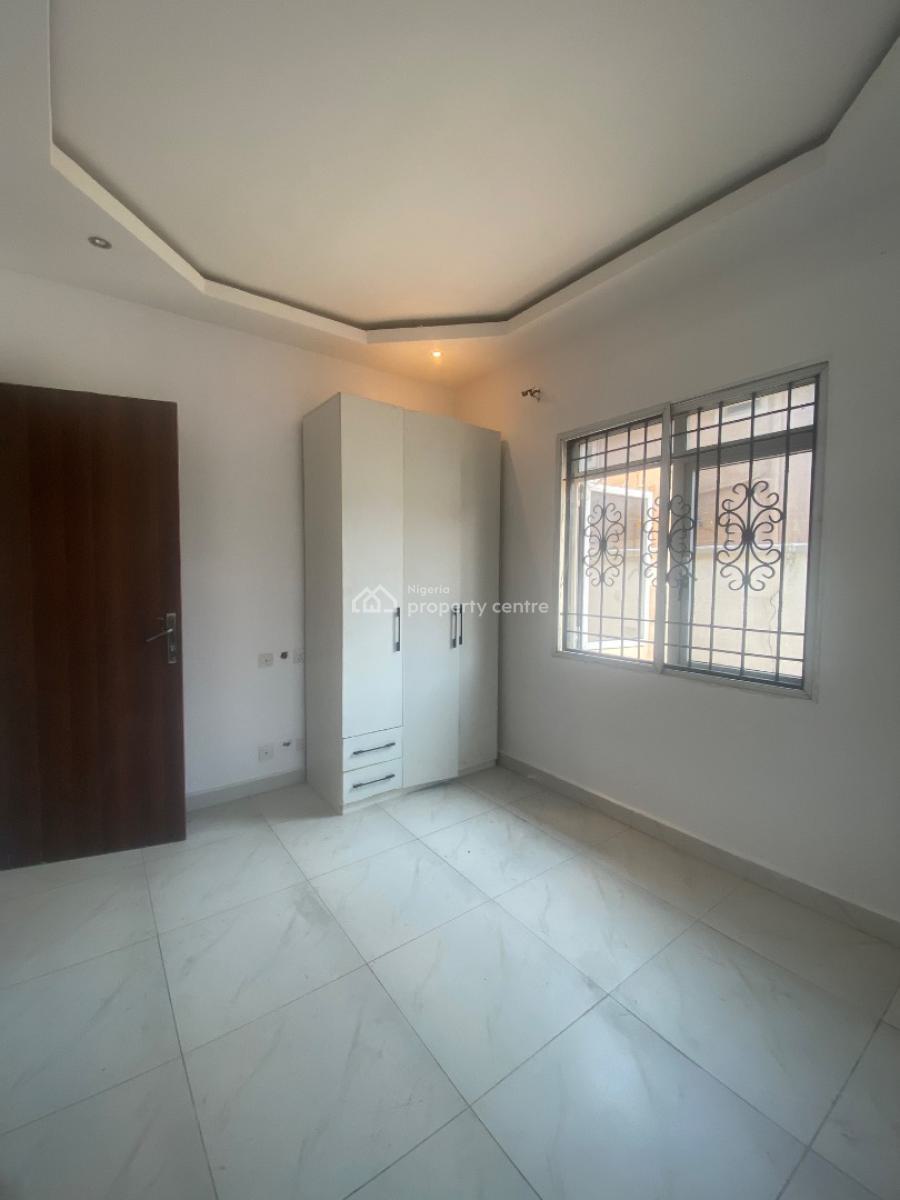 Sharp and Well Maintained 2bedroom, Thomas Estate, Ajah, Lagos, Flat / Apartment for Rent