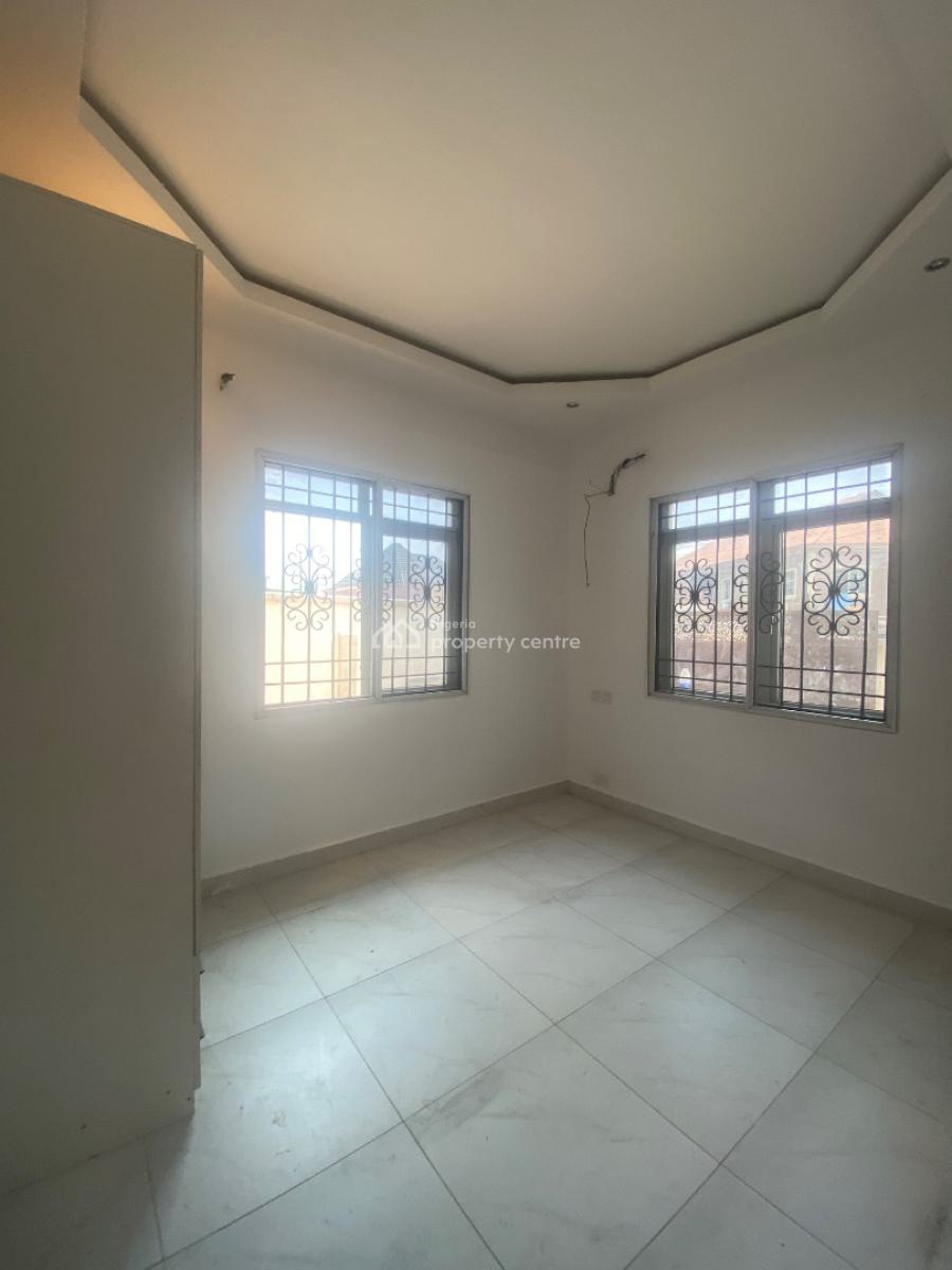 Sharp and Well Maintained 2bedroom, Thomas Estate, Ajah, Lagos, Flat / Apartment for Rent