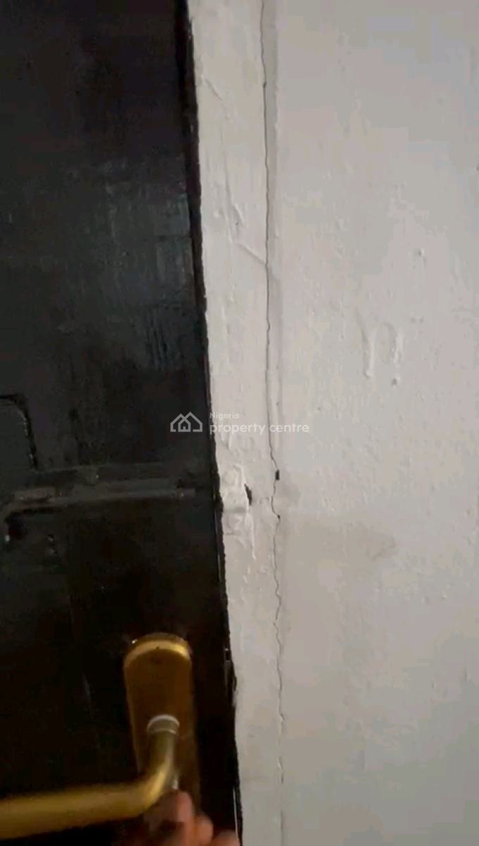 Standard and Neatly Renovated 2 Bedroom Flat, Pedro, Gbagada, Lagos, Flat / Apartment for Rent