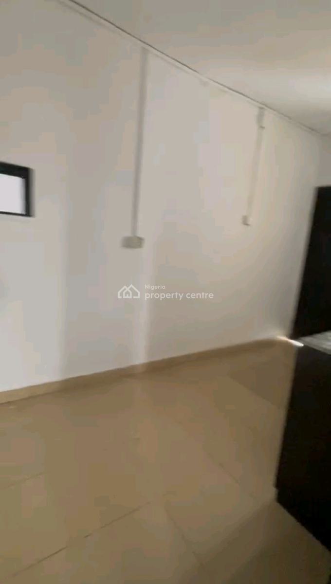 Standard and Neatly Renovated 2 Bedroom Flat, Pedro, Gbagada, Lagos, Flat / Apartment for Rent