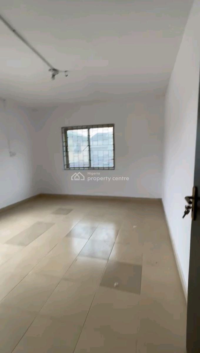 Standard and Neatly Renovated 2 Bedroom Flat, Pedro, Gbagada, Lagos, Flat / Apartment for Rent