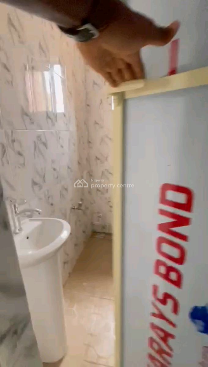Standard and Neatly Renovated 2 Bedroom Flat, Pedro, Gbagada, Lagos, Flat / Apartment for Rent