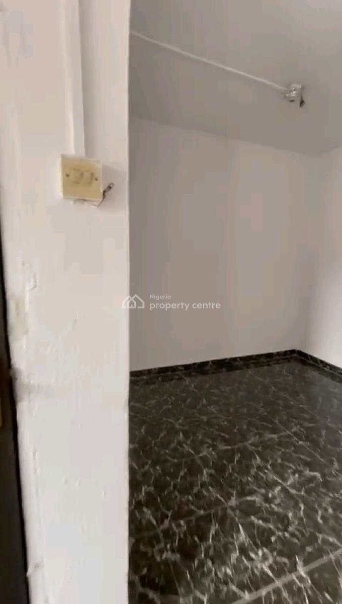 Standard and Neatly Renovated 2 Bedroom Flat, Pedro, Gbagada, Lagos, Flat / Apartment for Rent