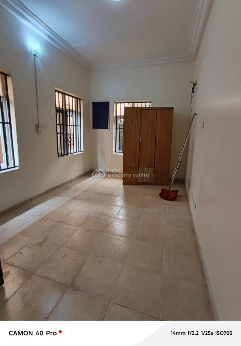 a Room Shared Kitchen Apartment in Osapa, Osapa, Osapa, Lekki, Lagos, Self Contain (single Rooms) for Rent