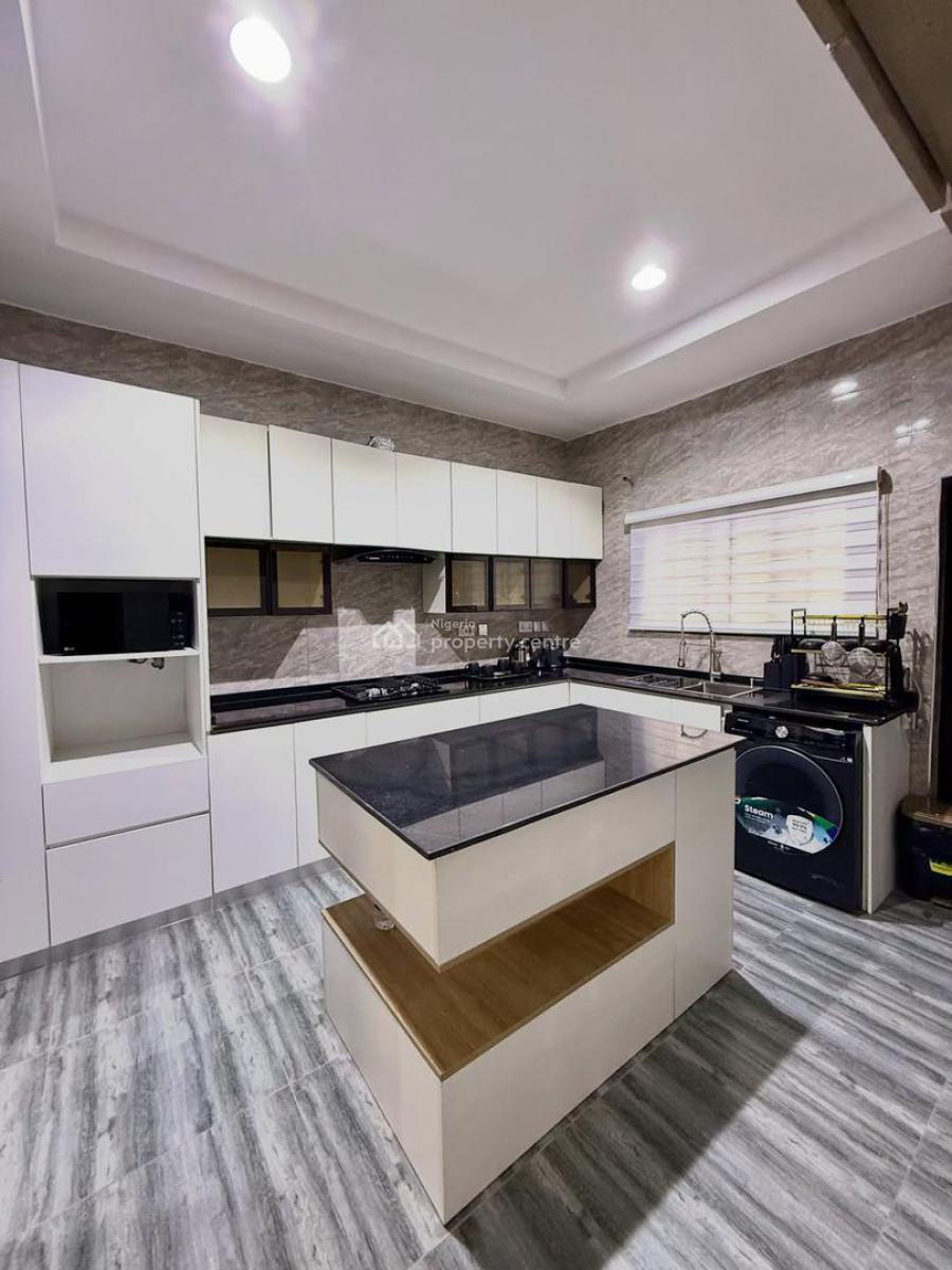 Exquisite 3 Bedroom Apartment Available for Shortstay, Wuse 2, Abuja, Flat / Apartment Short Let