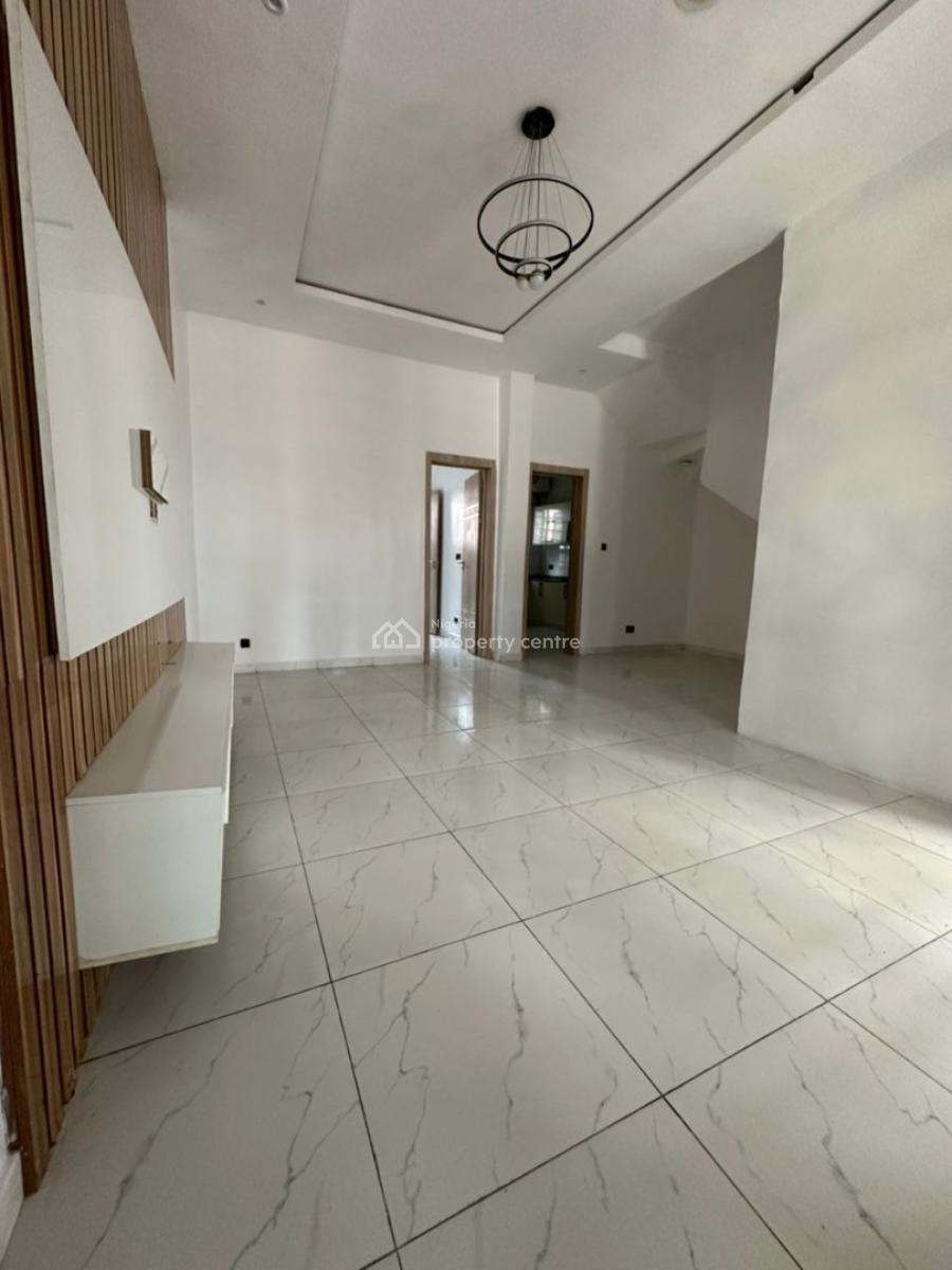 One Bedroom Mini Flat with Full Set Kitchen, Orchid Road Lekki Lagos, Lekki, Lagos, Mini Flat (room and Parlour) for Rent