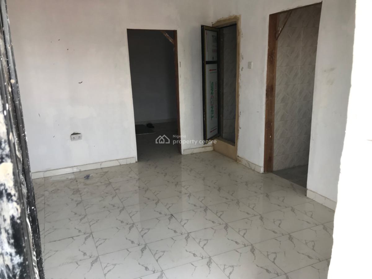 Newly Built Miniflat, Iwaya Onike, Iwaya, Yaba, Lagos, Mini Flat (room and Parlour) for Rent