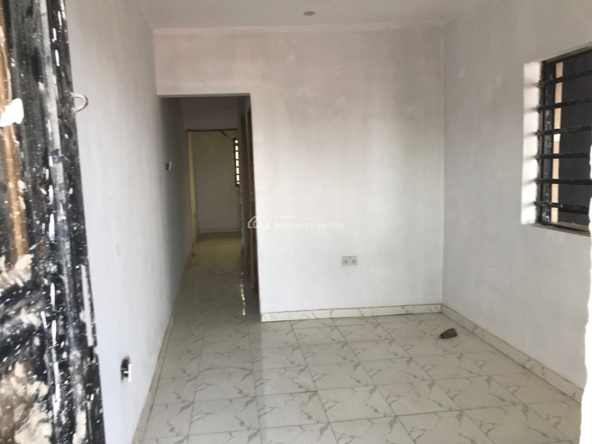 Newly Built Miniflat, Iwaya Onike, Iwaya, Yaba, Lagos, Mini Flat (room and Parlour) for Rent