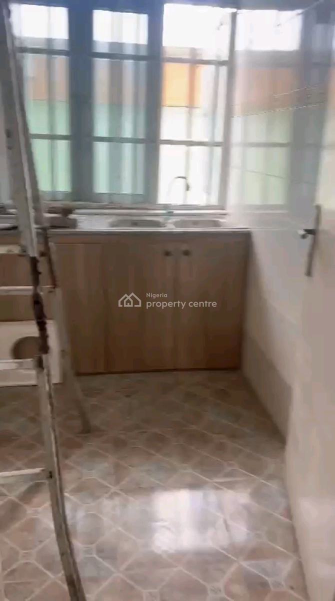 Decent 2 Bedroom Ground Flat Both Rooms Ensuite N Guest Toilet, Onigemo Street, Ifako, Gbagada, Lagos, Flat / Apartment for Rent