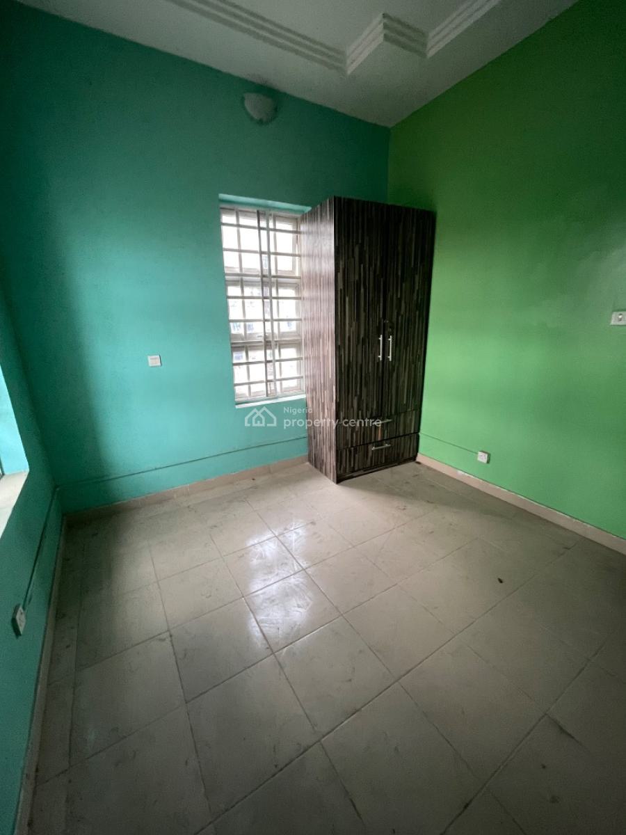 Decent 2 Bedroom Ground Flat Both Rooms Ensuite N Guest Toilet, Onigemo Street, Ifako, Gbagada, Lagos, Flat / Apartment for Rent