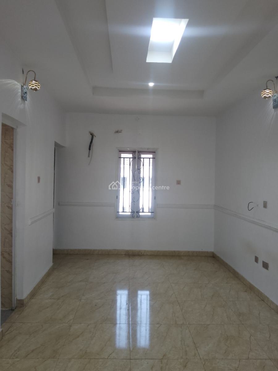 Massive 2bedroom Flat Upstairs, Fidiso Estate By Majeck Lagos State, Sangotedo, Ajah, Lagos, Flat / Apartment for Rent