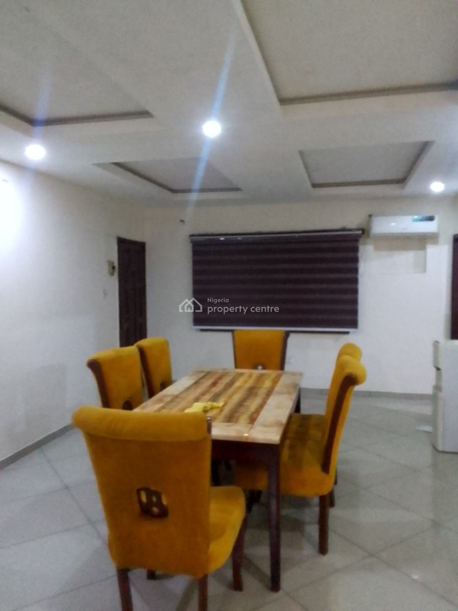 Very Neat and Spacious 3bedroom Flat with Bq at Ikeja Gra, Ikeja Gra, Ikeja Gra, Ikeja, Lagos, Flat / Apartment for Rent