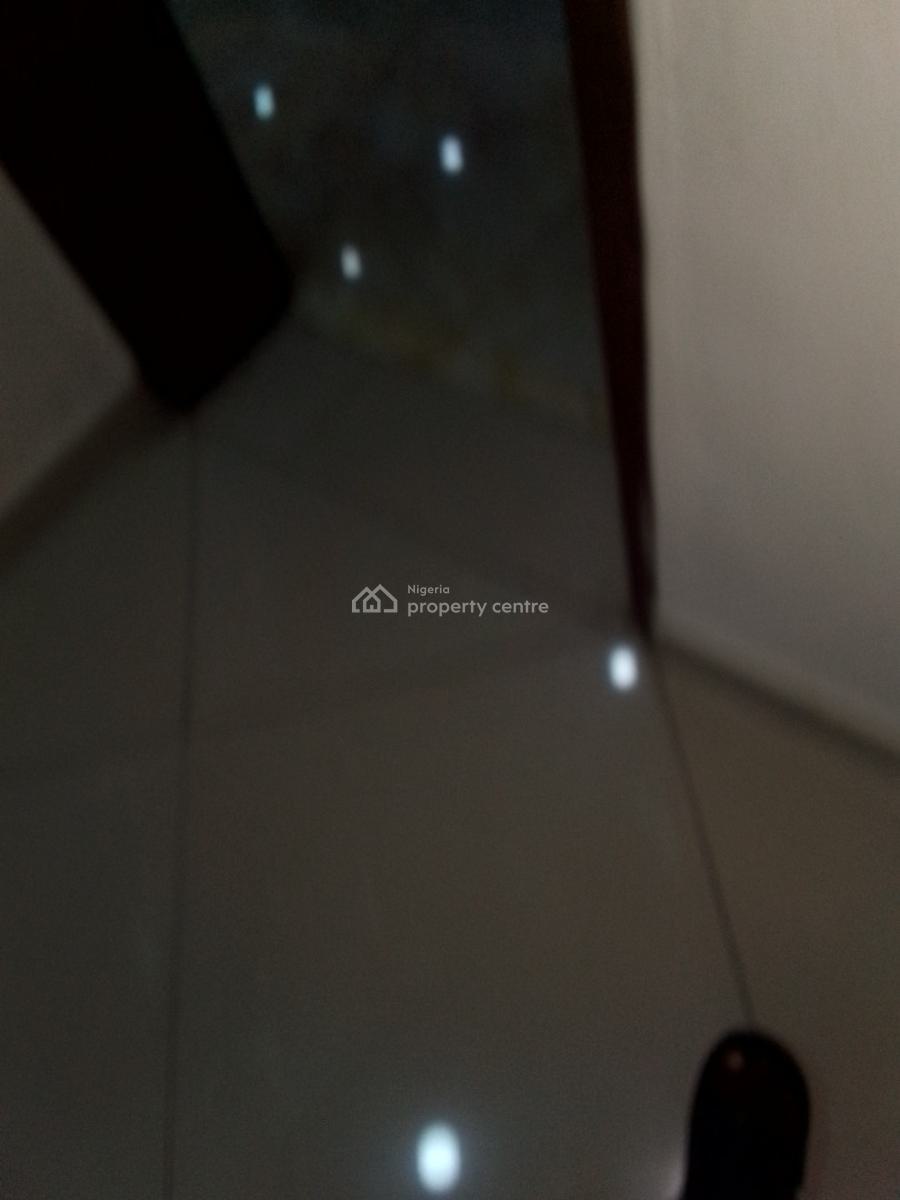 Very Neat and Spacious 3bedroom Flat with Bq at Ikeja Gra, Ikeja Gra, Ikeja Gra, Ikeja, Lagos, Flat / Apartment for Rent