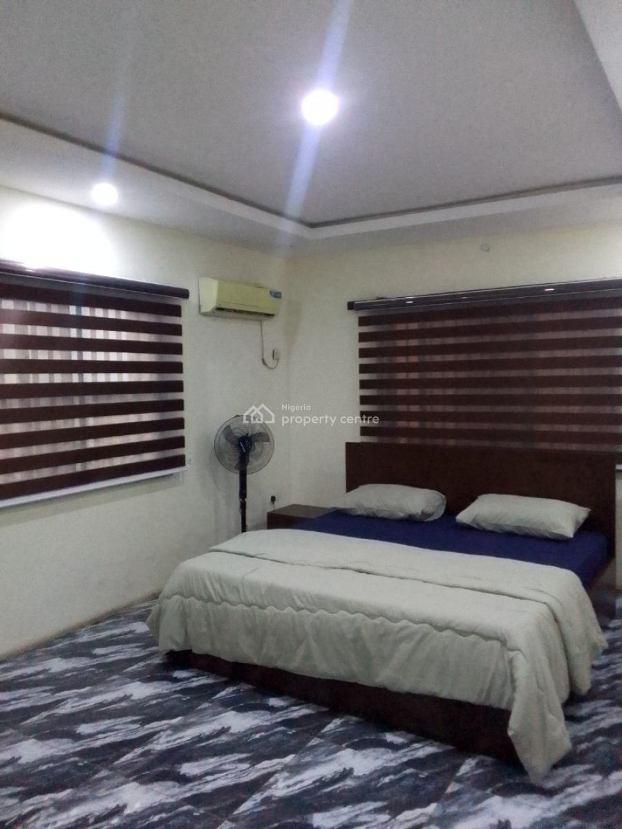 Very Neat and Spacious 3bedroom Flat with Bq at Ikeja Gra, Ikeja Gra, Ikeja Gra, Ikeja, Lagos, Flat / Apartment for Rent