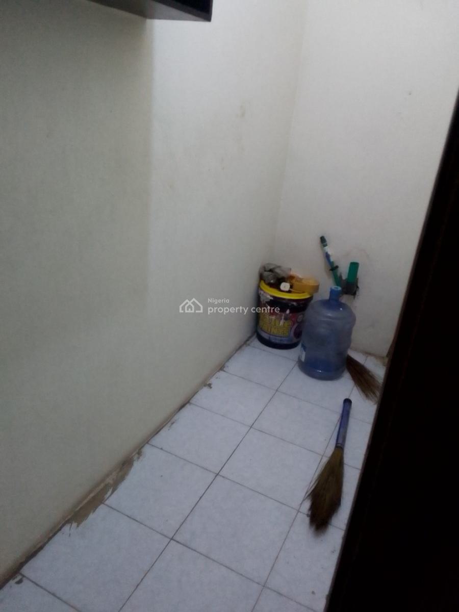 Very Neat and Spacious 3bedroom Flat with Bq at Ikeja Gra, Ikeja Gra, Ikeja Gra, Ikeja, Lagos, Flat / Apartment for Rent