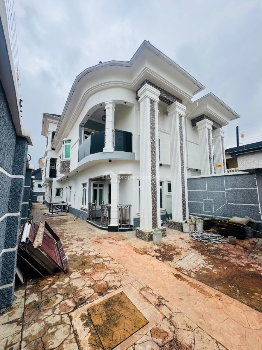 Spaciously Built 5 Bedroom Semi Detached Duplex with Bq, Gra Phase 1, Magodo, Lagos, Semi-detached Duplex for Sale