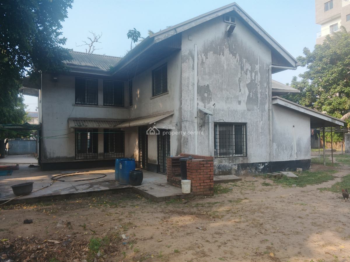 3000 Sq Mts Fully Fenced Parcel of Land with an Old Detached House, Off Kingsway Road, Old Ikoyi, Ikoyi, Lagos, Commercial Land for Rent