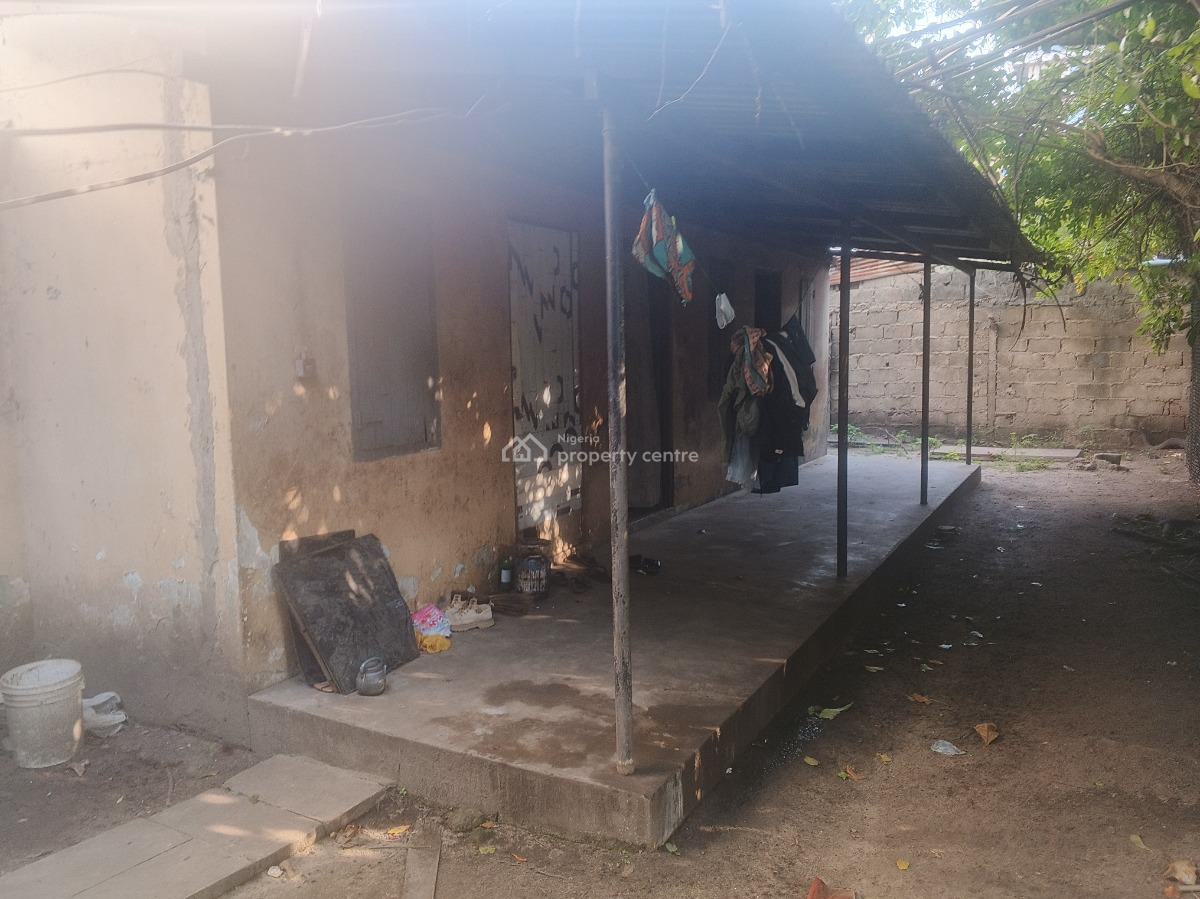 3000 Sq Mts Fully Fenced Parcel of Land with an Old Detached House, Off Kingsway Road, Old Ikoyi, Ikoyi, Lagos, Commercial Land for Rent