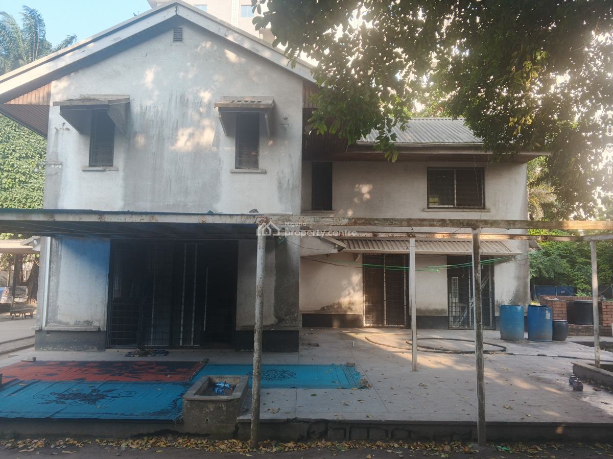 3000 Sq Mts Fully Fenced Parcel of Land with an Old Detached House, Off Kingsway Road, Old Ikoyi, Ikoyi, Lagos, Commercial Land for Rent