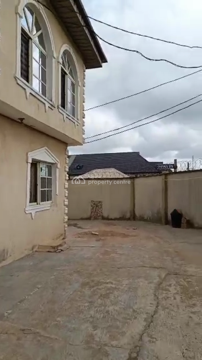 Distress 4 Units of 3bedroom, Fagbile Estate, Off Ijegun Ikotun Jakande New Road, Ijegun Lagos..., Ikotun, Lagos, Block of Flats for Sale