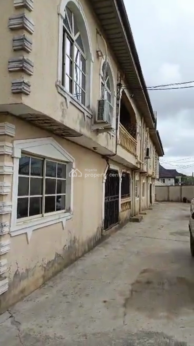 Distress 4 Units of 3bedroom, Fagbile Estate, Off Ijegun Ikotun Jakande New Road, Ijegun Lagos..., Ikotun, Lagos, Block of Flats for Sale