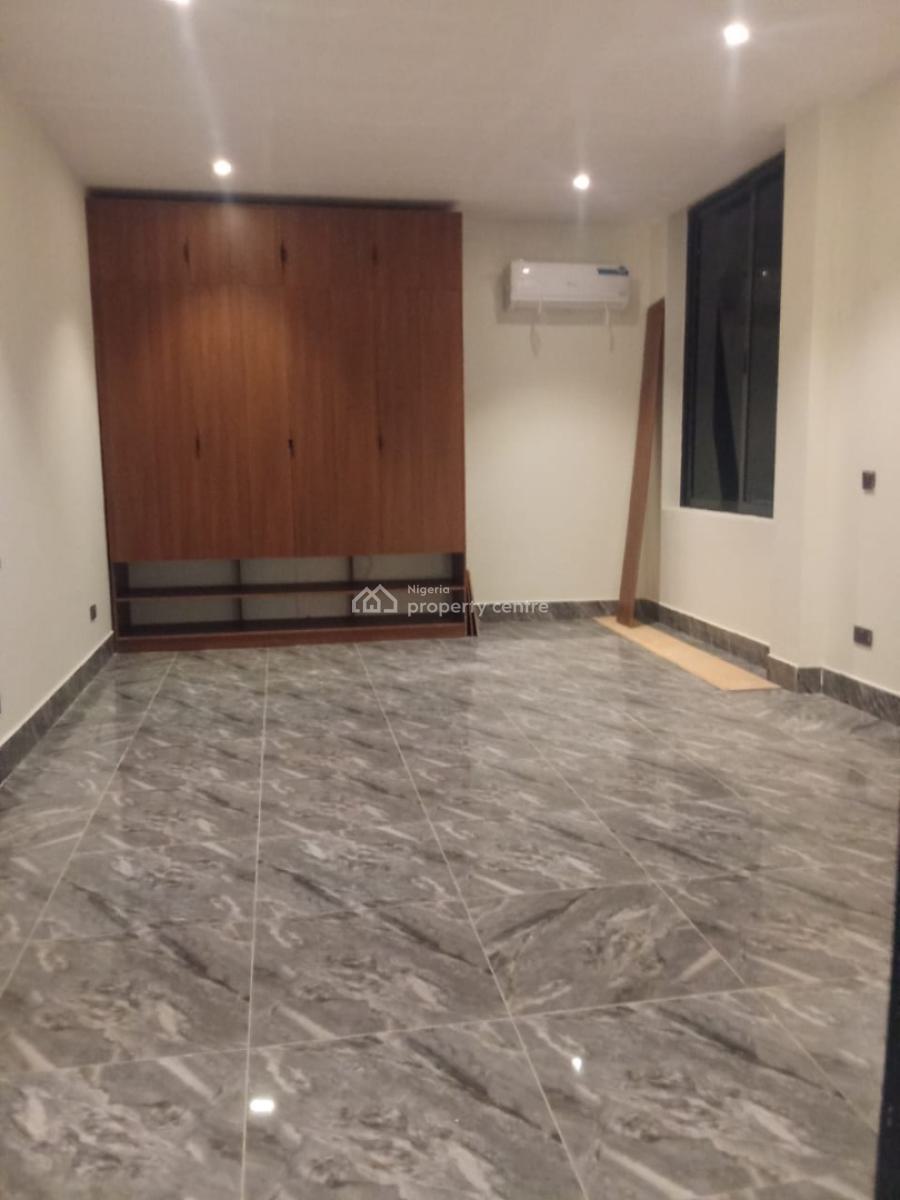 3bedroom Flat with Gym and Swimming Pool, Off Bourdillon, Ikoyi, Lagos, Flat / Apartment for Rent