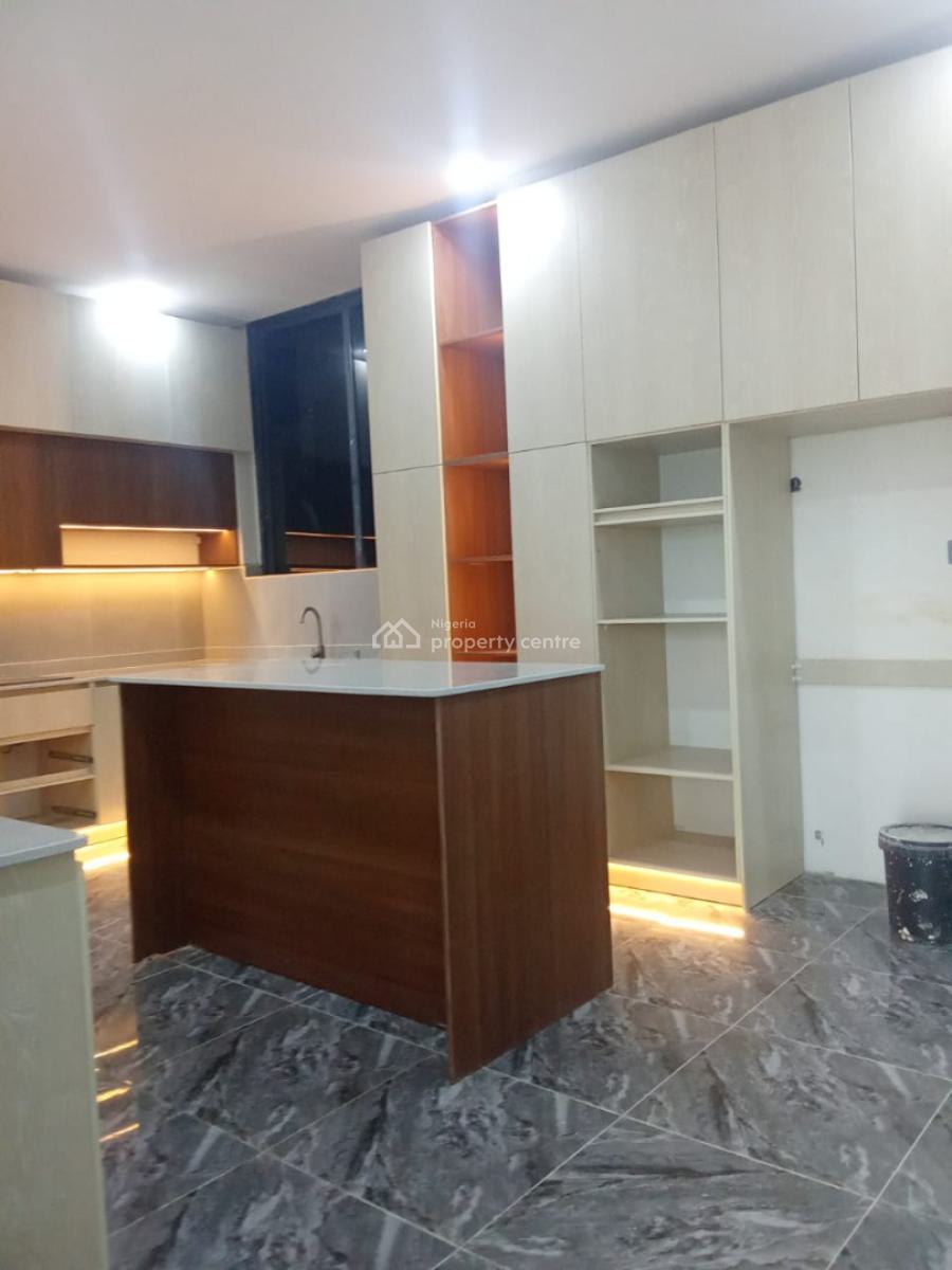 3bedroom Flat with Gym and Swimming Pool, Off Bourdillon, Ikoyi, Lagos, Flat / Apartment for Rent