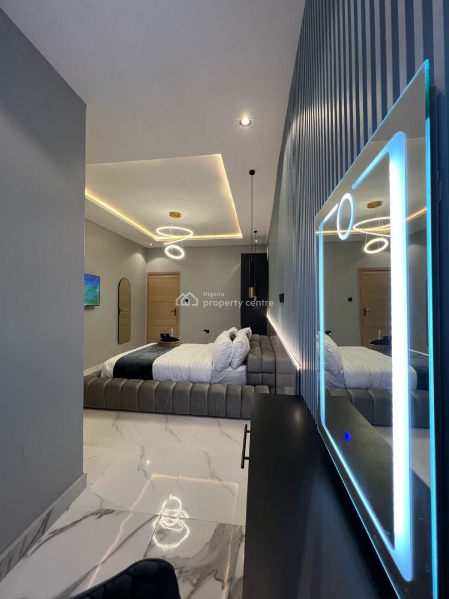 Spacious One Bedroom Apartment with Snooker and Ps5, Off Admiralty Way, By Evercare Hospital, Lekki Phase 1, Lekki, Lagos, Flat / Apartment Short Let