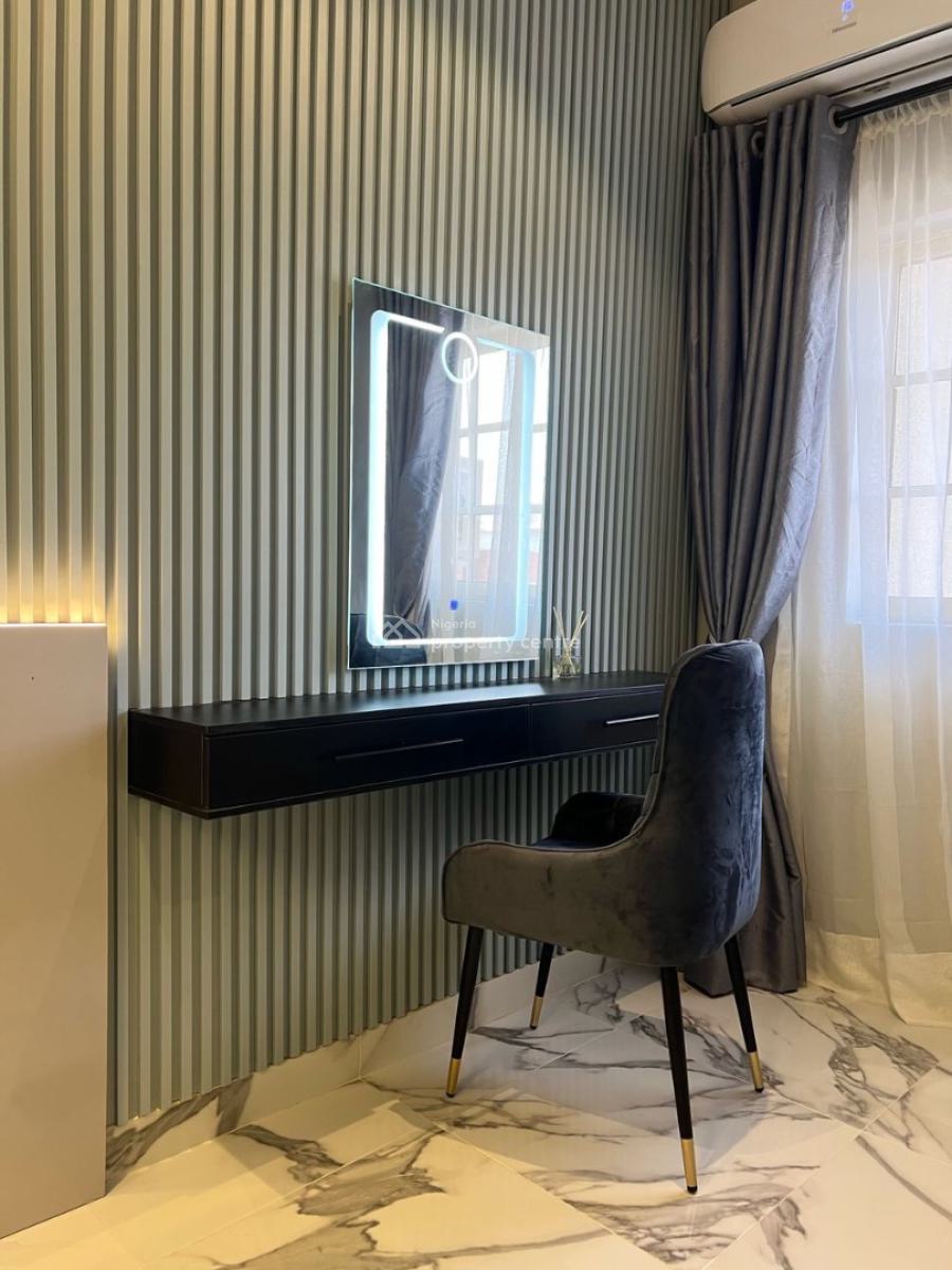 Spacious One Bedroom Apartment with Snooker and Ps5, Off Admiralty Way, By Evercare Hospital, Lekki Phase 1, Lekki, Lagos, Flat / Apartment Short Let