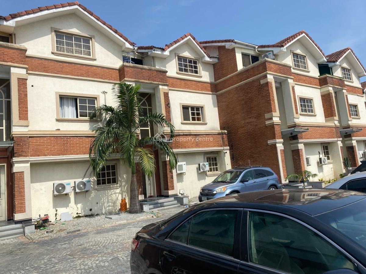 Spacious One Bedroom Apartment with Snooker and Ps5, Off Admiralty Way, By Evercare Hospital, Lekki Phase 1, Lekki, Lagos, Flat / Apartment Short Let