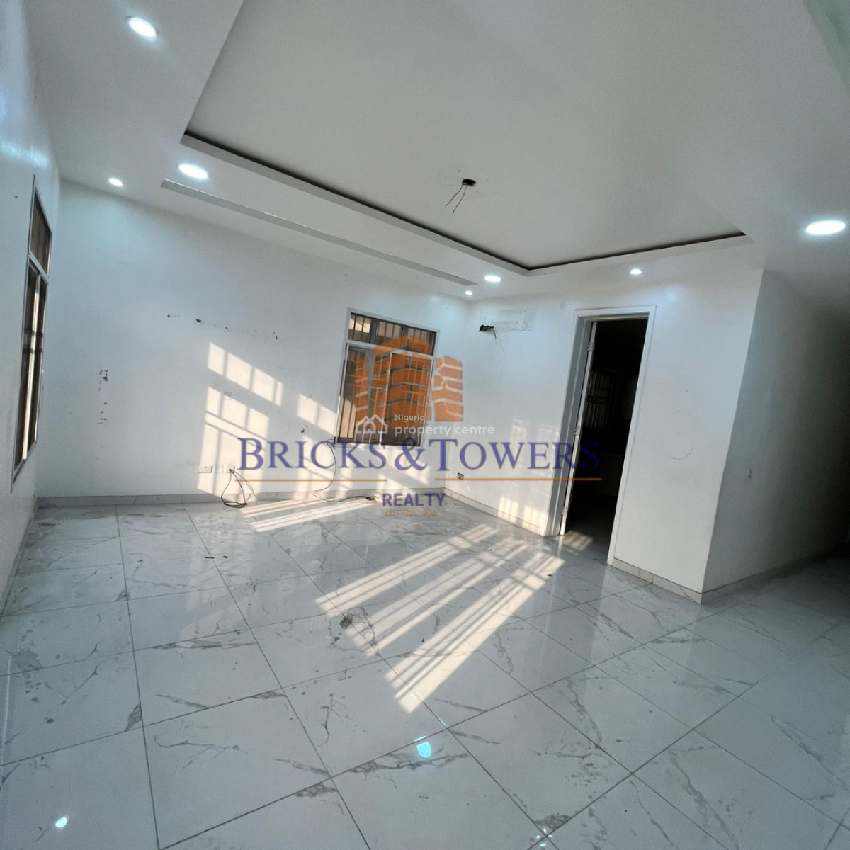 2 Bedroom Apartment, Lekki Phase 1, Lekki, Lagos, Flat / Apartment for Sale