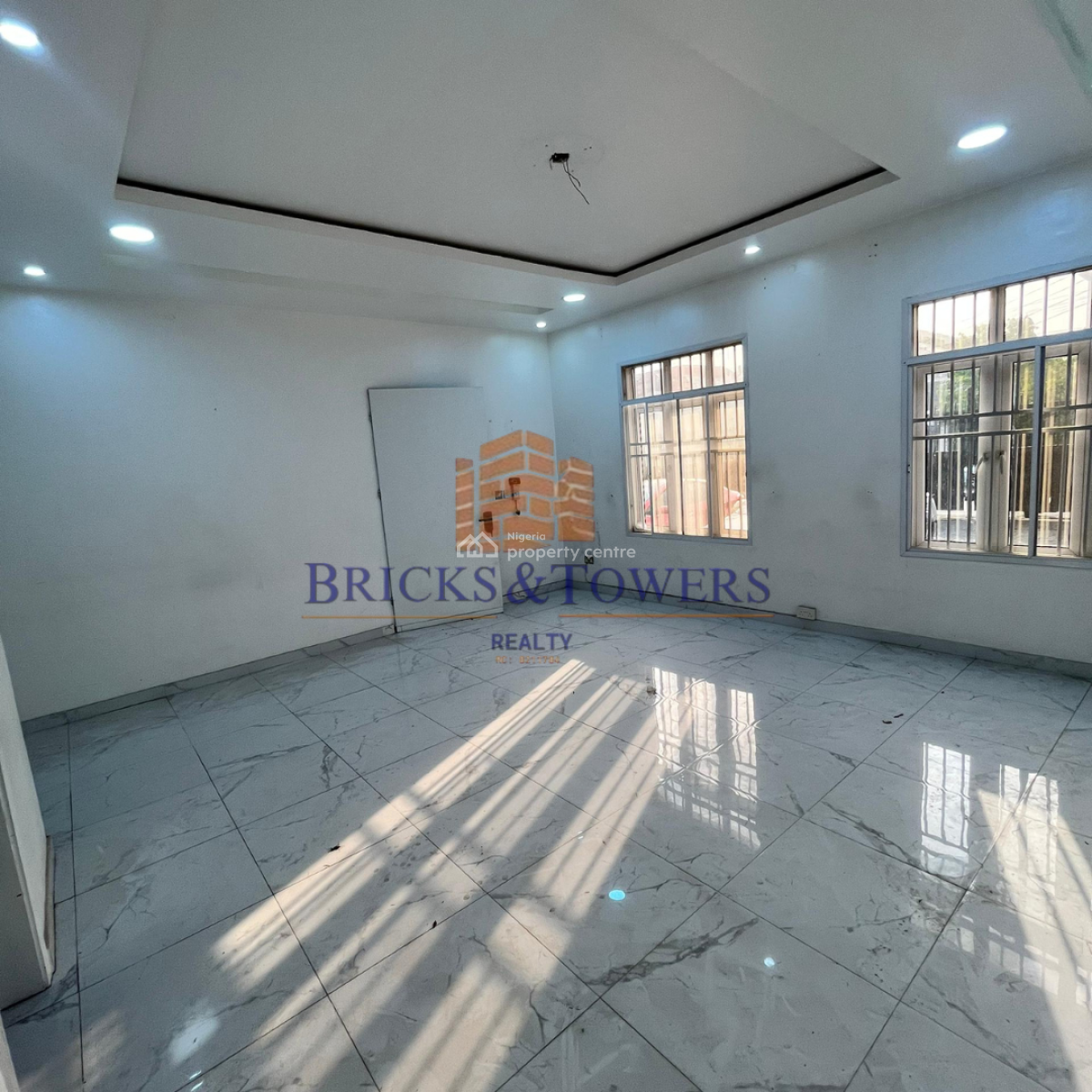 2 Bedroom Apartment, Lekki Phase 1, Lekki, Lagos, Flat / Apartment for Sale