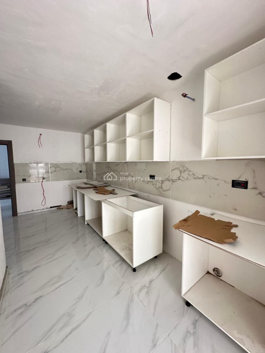 Well-built 3 Bedroom Apartment with Bq, Swimming Pool and Elevator, Victoria Island (vi), Lagos, Flat / Apartment for Sale