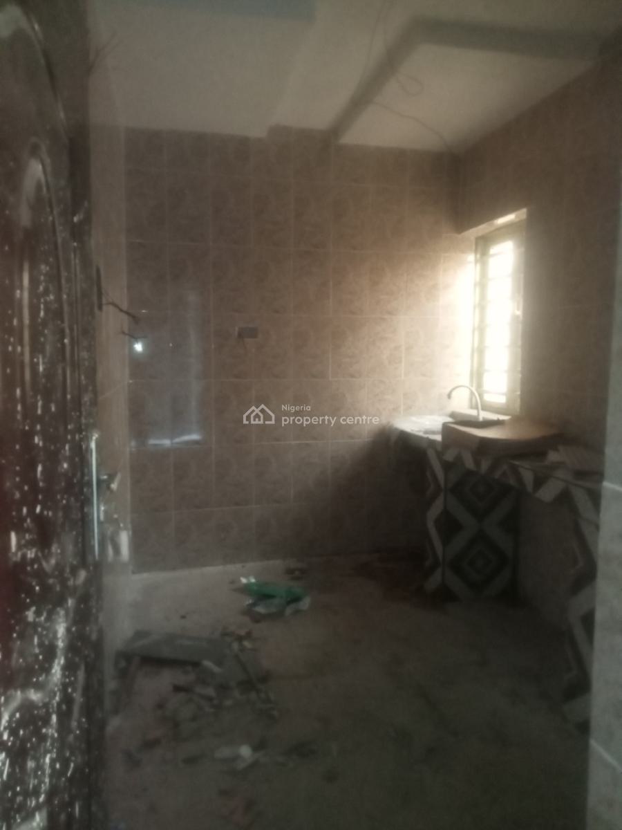 Newly Renovated 2 Bedroom Apartment (ensuite), New Oko Oba, New Oko-oba, Agege, Lagos, Flat / Apartment for Rent