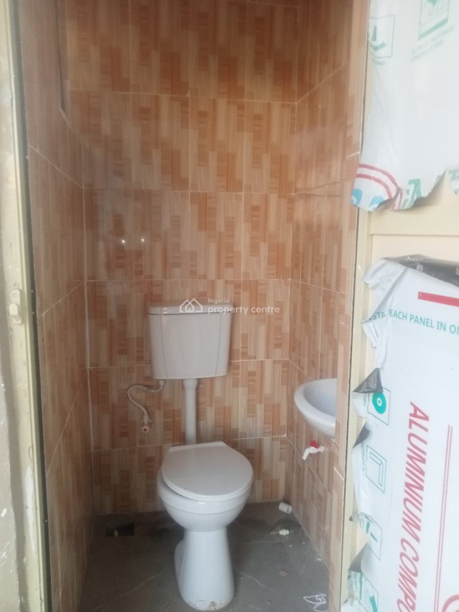 Newly Renovated 2 Bedroom Apartment (ensuite), New Oko Oba, New Oko-oba, Agege, Lagos, Flat / Apartment for Rent