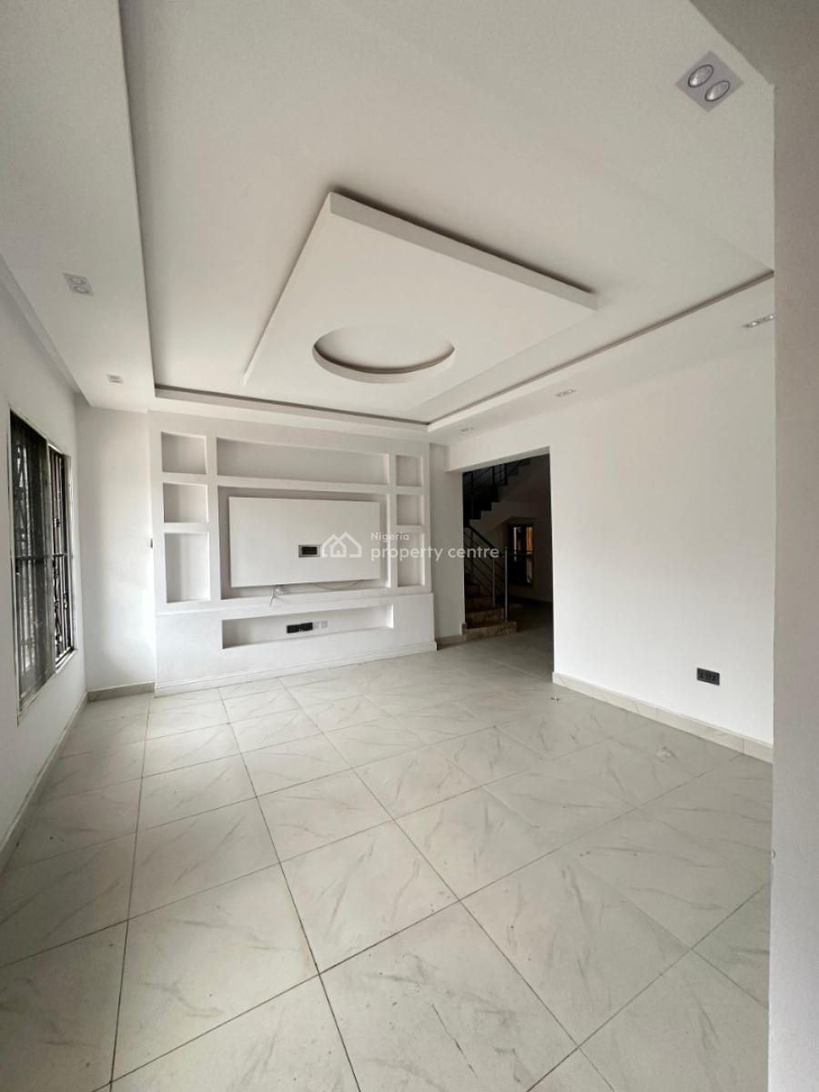 Spacious 4 Bedroom Terrace Duplex with Bq and Study Room, Lekki Phase 1, Lekki, Lagos, Terraced Duplex for Sale