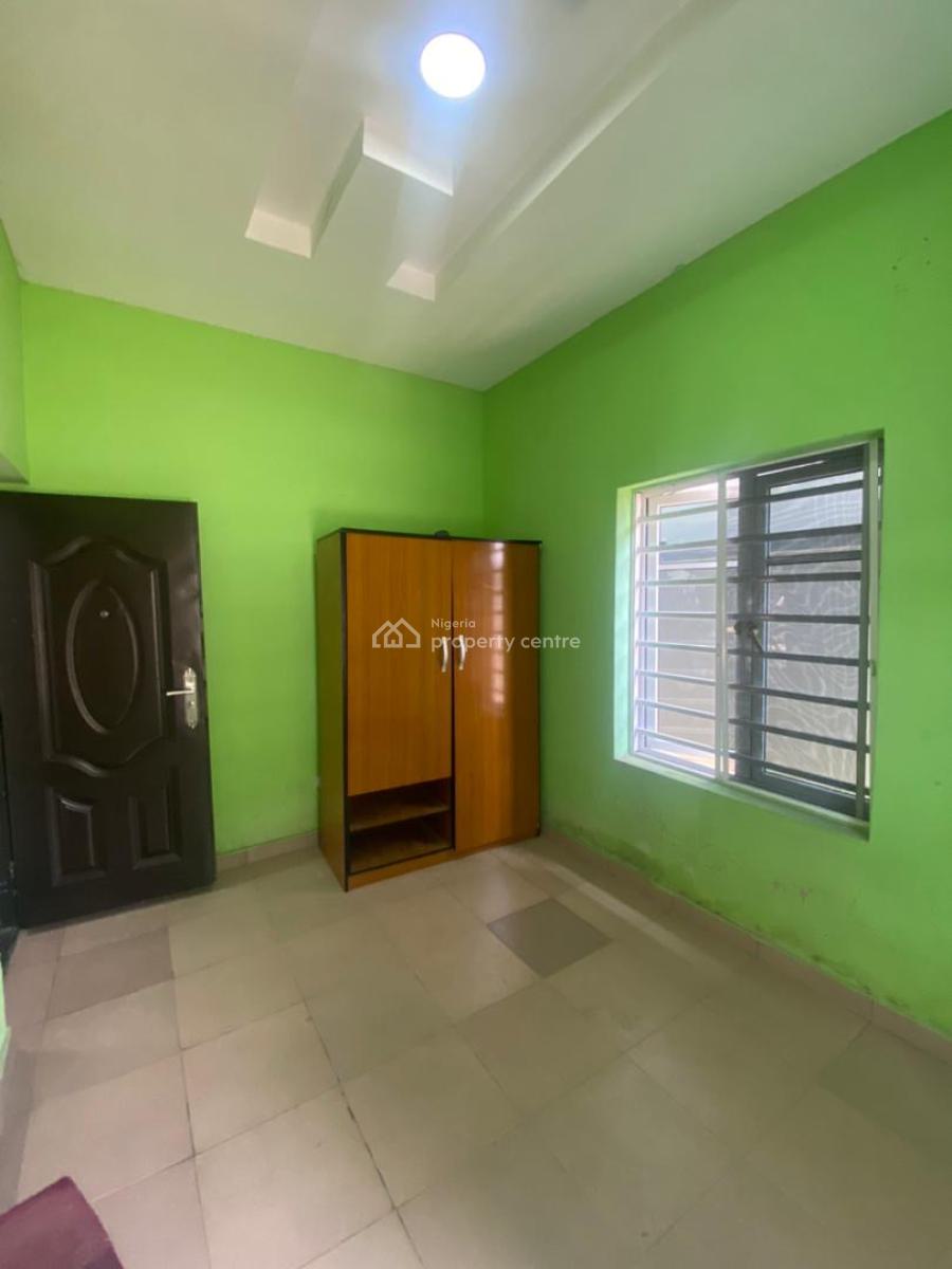 2 Bed Room Flat (close to The Espress, Thomas Estate, Ajah, Lagos, Flat / Apartment for Rent