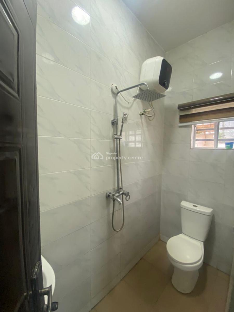 2 Bed Room Flat (close to The Espress, Thomas Estate, Ajah, Lagos, Flat / Apartment for Rent